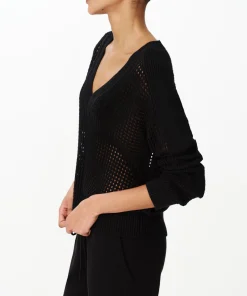Cotton Cashmere Mesh Stitch V-Neck Sweater - Black