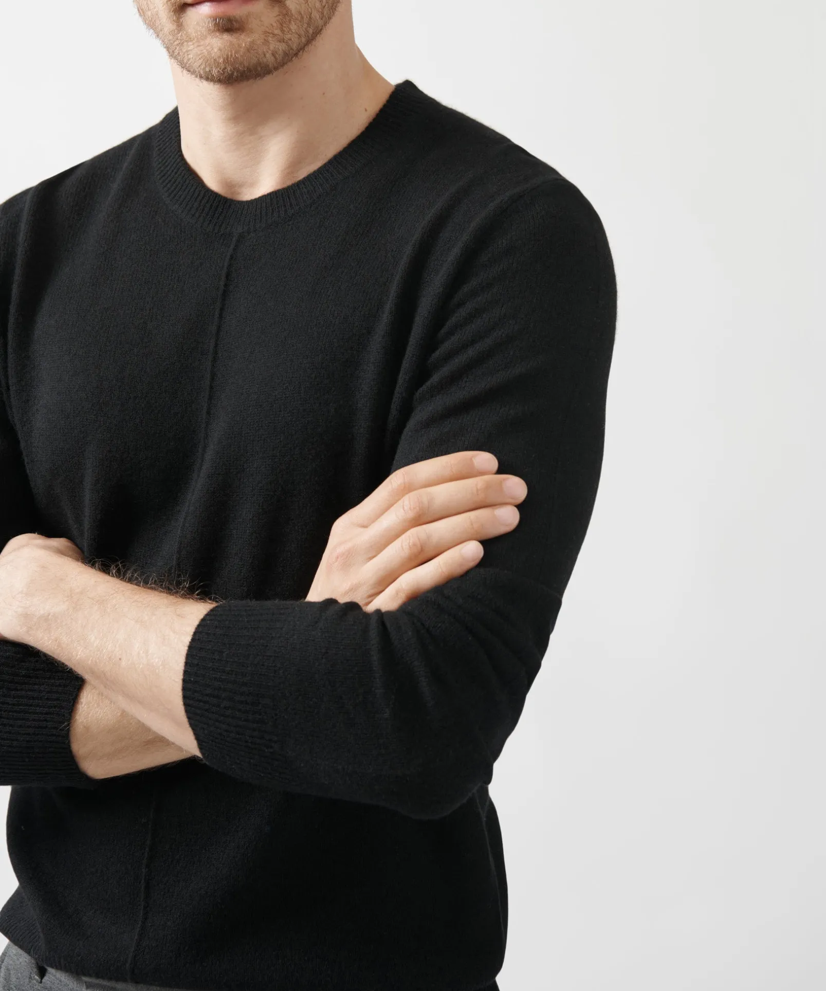 Recycled Cashmere Exposed Seam Crew Neck Sweater - Black