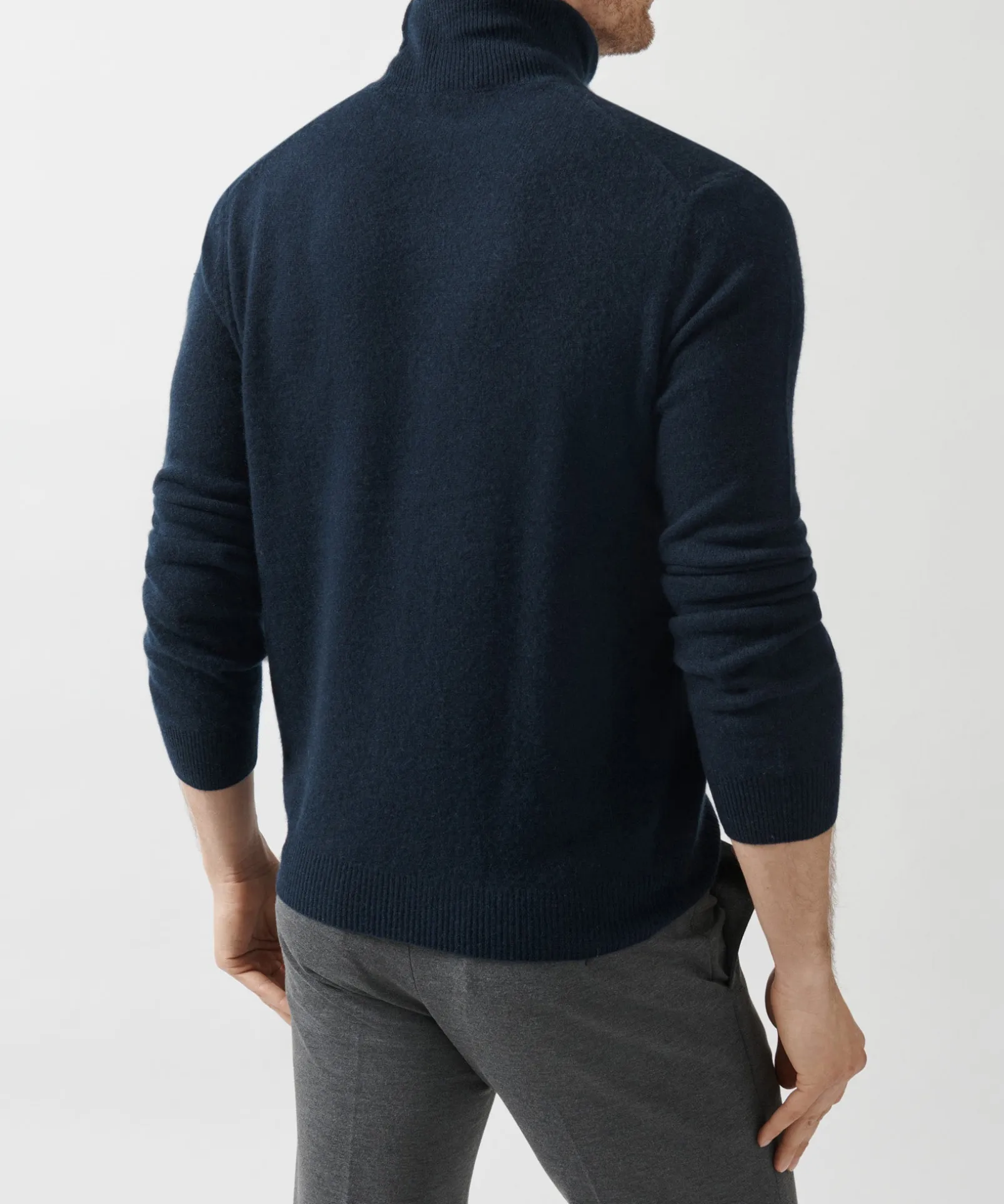 Recycled Cashmere Turtleneck Sweater - Midnight