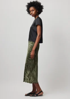 Stretch Satin Short Sleeve Tee - Black