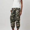 Washed Cotton Twill With Camo Print Cargo Pant - Classic Camo